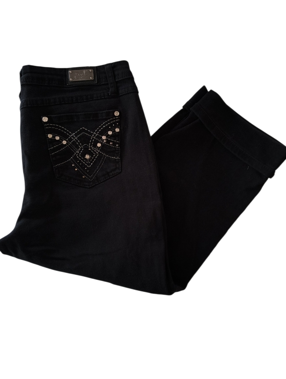 Earl Jeans Black Capris with Studded Back Pockets Size 10